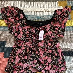 Wild Fable NWT Floral Black and Pink Women's Top Sz L